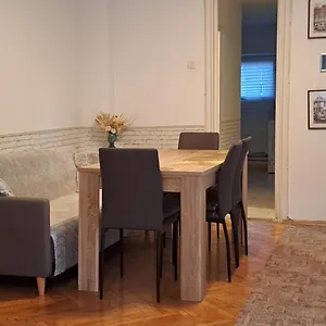Appartamento Downtown Piata Romana, Bucarest