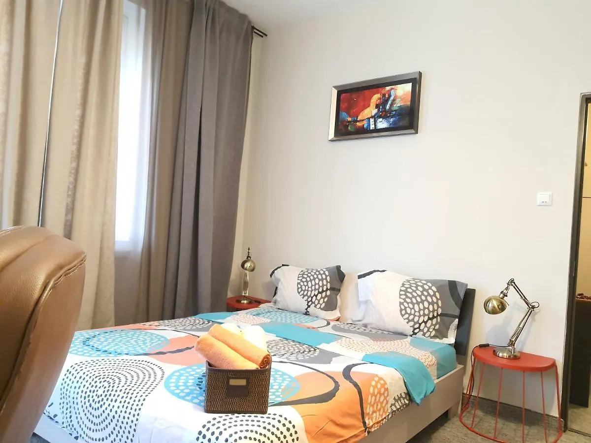 Global Downtown Apartments - Universitate - Calea Victoriei Bucharest